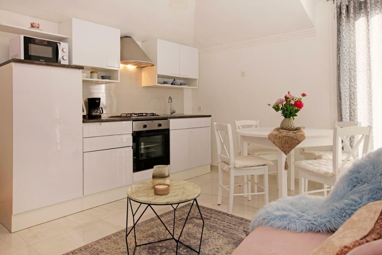 Apartment Ambroz Vela Luka Kültér fotó
