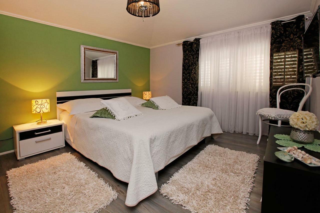 Apartment Ambroz Vela Luka Kültér fotó