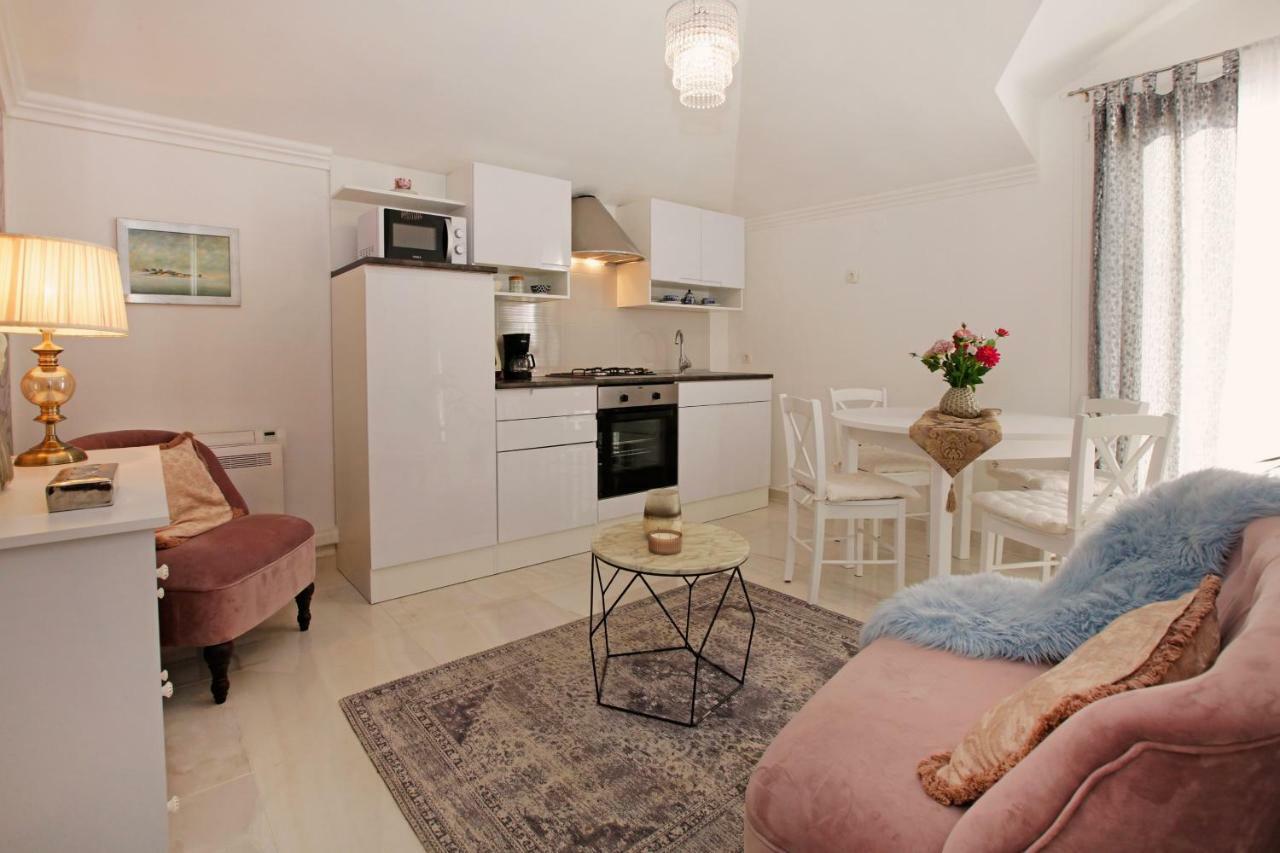 Apartment Ambroz Vela Luka Kültér fotó
