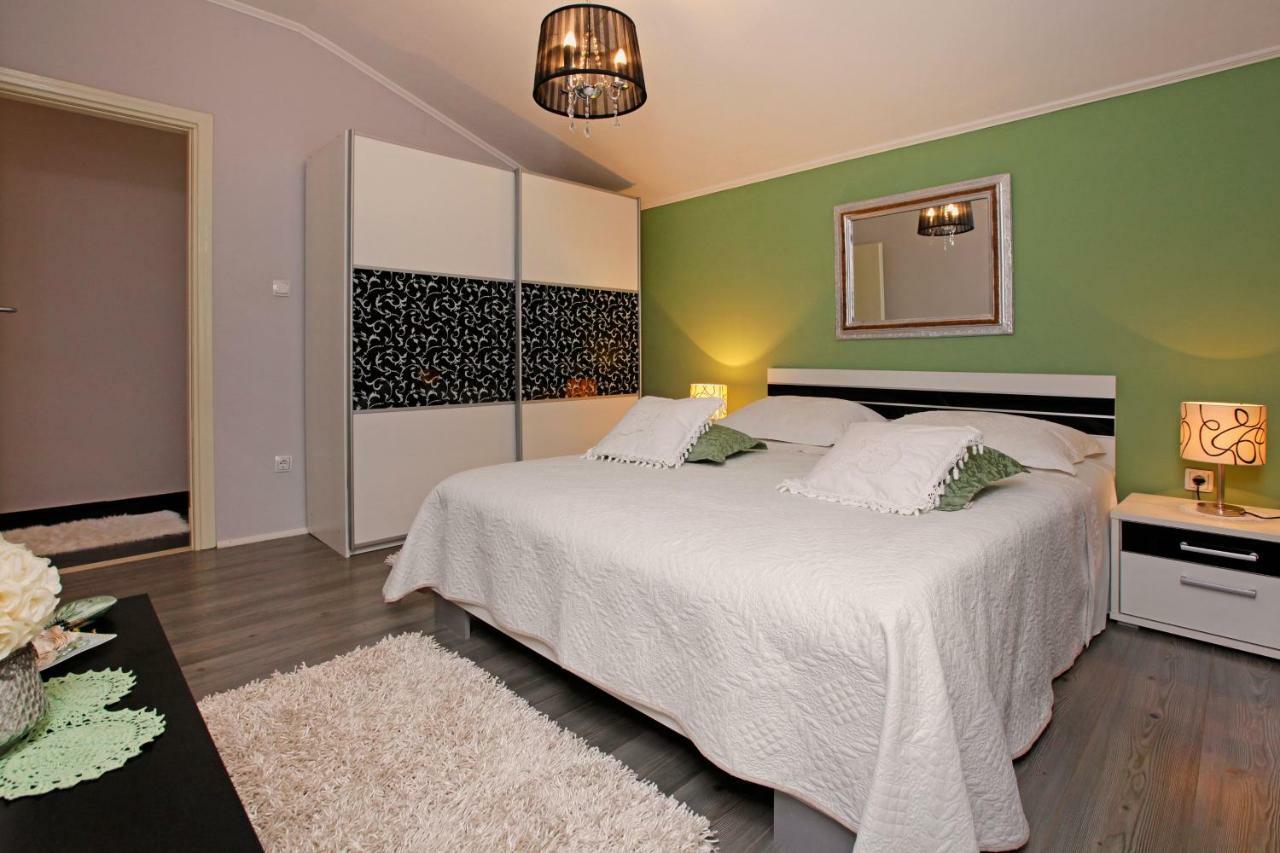 Apartment Ambroz Vela Luka Kültér fotó